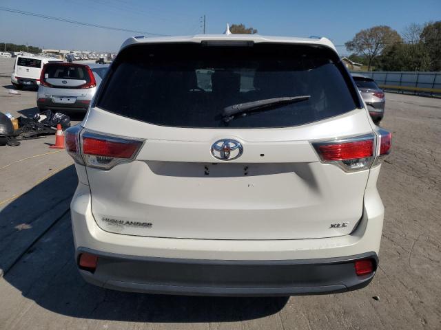 5TDKKRFH5FS111377 - 2015 TOYOTA HIGHLANDER XLE Белый фото 6