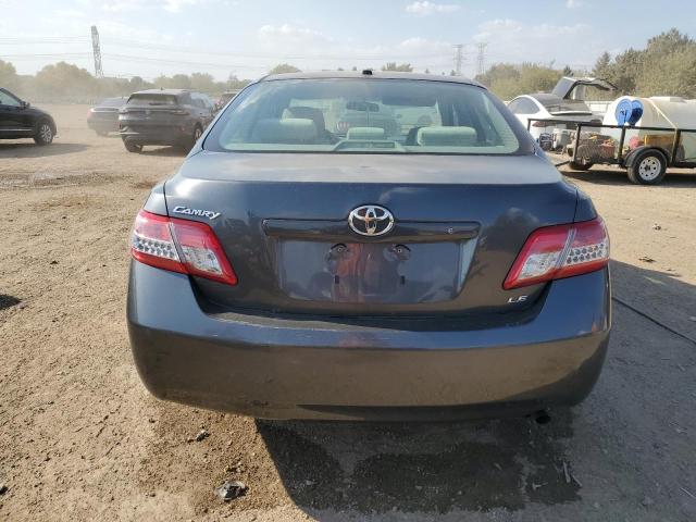 4T1BF3EK1AU050365 - 2010 TOYOTA CAMRY BASE 灰色 照片 6