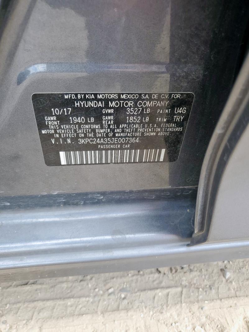 3KPC24A35JE007364 - 2018 HYUNDAI ACCENT SE Gris foto 12