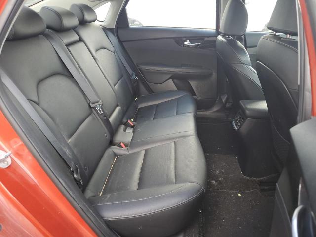 3KPF54AD2KE069061 - 2019 KIA FORTE EX Оранжевый фото 10