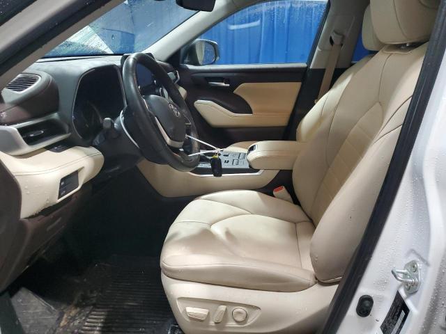 5TDGZRBH5NS564856 - 2022 TOYOTA HIGHLANDER XLE 白色 照片 7