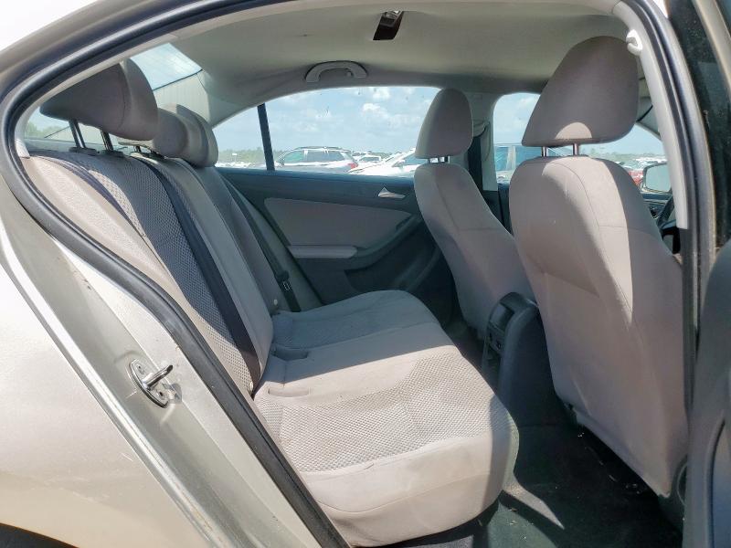 3VW2K7AJ5DM313760 - 2013 VOLKSWAGEN JETTA BASE Bej foto 10