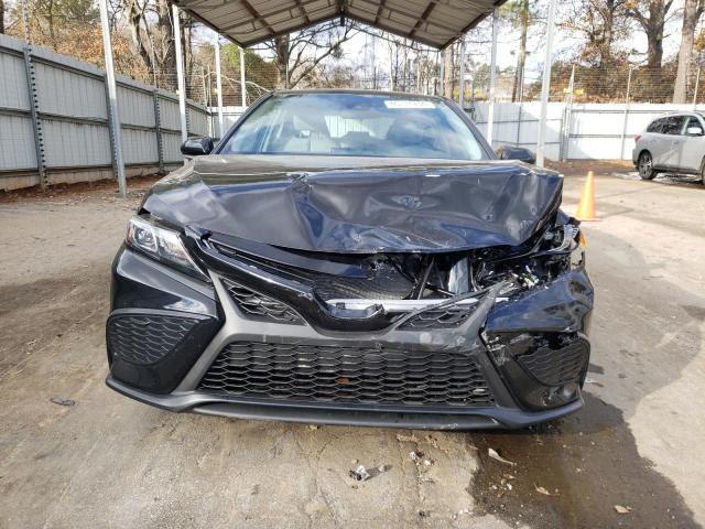 4T1G11AK1RU851887 - 2024 TOYOTA CAMRY SE NIGHT SHADE BLACK photo 5