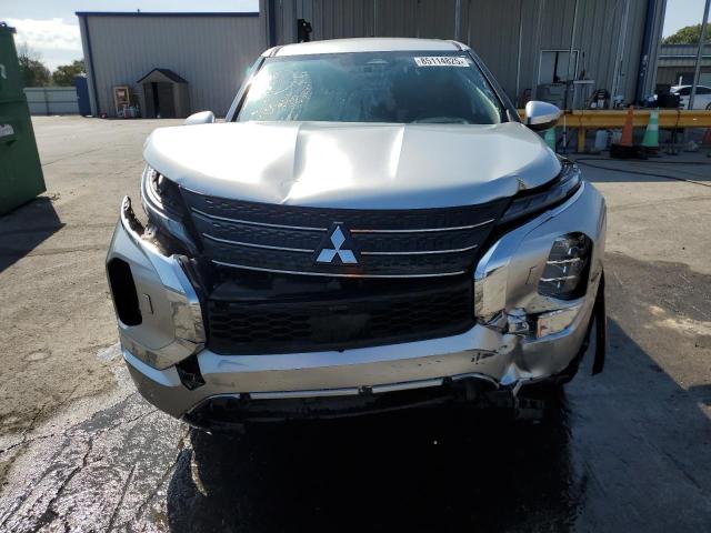 JA4J4TA89NZ033218 - 2022 MITSUBISHI OUTLANDER ES Արծաթագույն լուսանկար 5