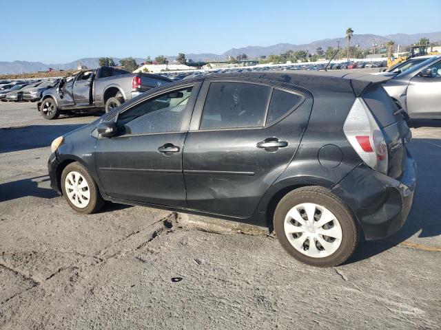 JTDKDTB31D1545341 - 2013 TOYOTA PRIUS C შავი ფოტო 2