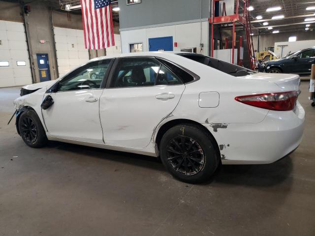4T4BF1FK4GR524441 - 2016 TOYOTA CAMRY LE 白色 照片 2