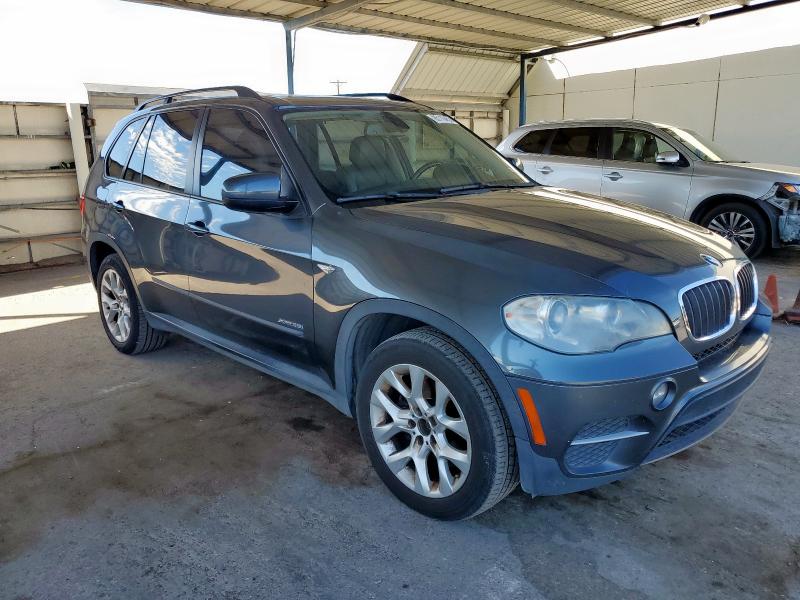 5UXZV4C52D0B17321 - 2013 BMW X5 XDRIVE35I ნაცრისფერი ფოტო 4