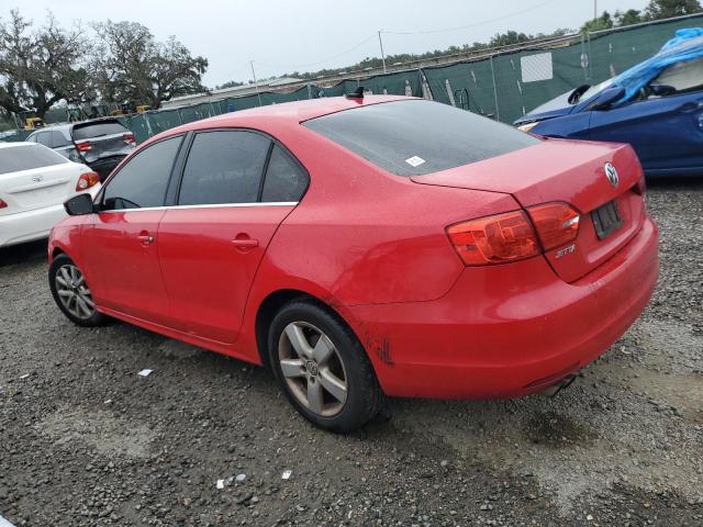 3VWDX7AJ6DM396786 - 2013 VOLKSWAGEN JETTA SE RED photo 2
