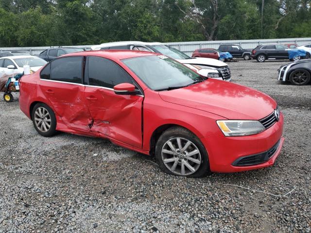 3VWDX7AJ6DM396786 - 2013 VOLKSWAGEN JETTA SE RED photo 4
