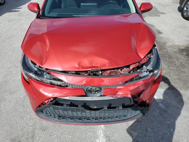 JTDEPMAE5MJ133419 - 2021 TOYOTA COROLLA LE წითელი ფოტო 11