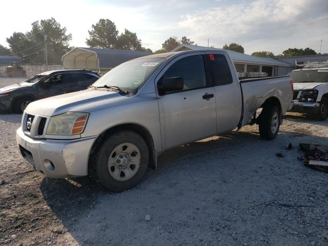 2004 NISSAN TITAN XE, 