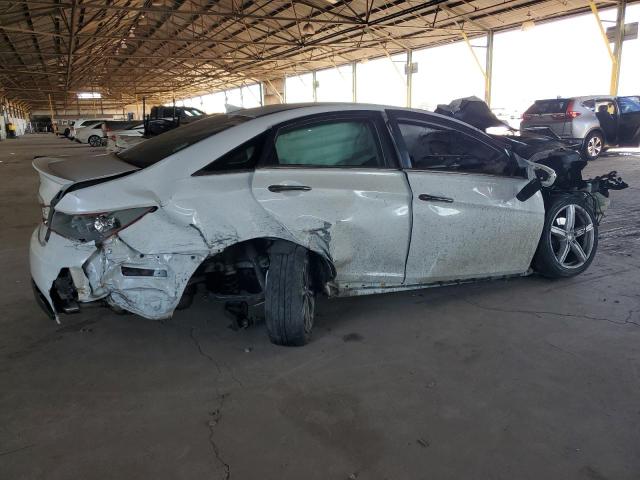 5NPEC4AC5EH876828 - 2014 HYUNDAI SONATA SE WHITE photo 3