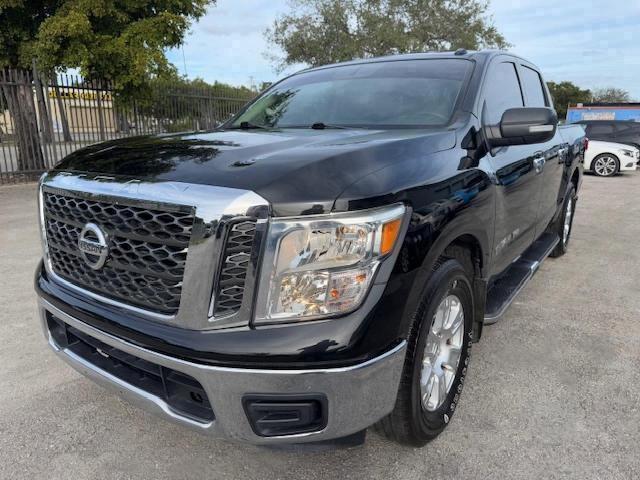 2018 NISSAN TITAN S, 