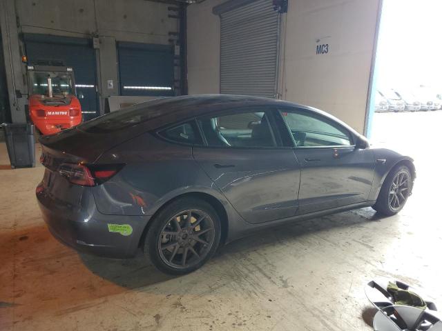 5YJ3E1EAXPF447985 - 2023 TESLA MODEL 3 石墨色 照片 3