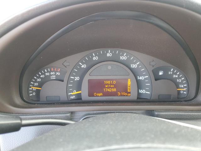 WDBRH64J32F181888 - 2002 MERCEDES-BENZ C 320 银色 照片 9