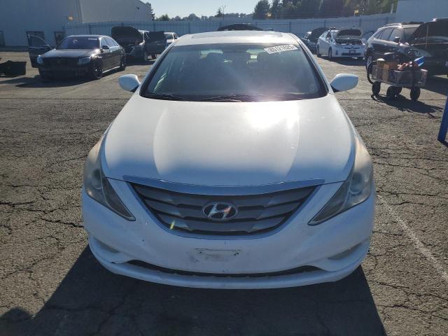 5NPEC4AB9DH671373 - 2013 HYUNDAI SONATA SE Ақ фото 5