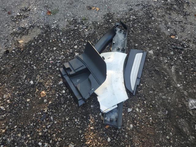 JTEAAAAH6MJ079231 - 2021 TOYOTA VENZA LE თეთრი ფოტო 13