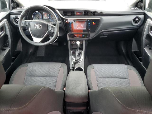 2T1BURHE9JC121988 - 2018 TOYOTA COROLLA L SILVER photo 8