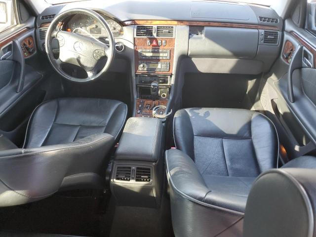 WDBJF65J61B331810 - 2001 MERCEDES-BENZ E 320 SILVER photo 8