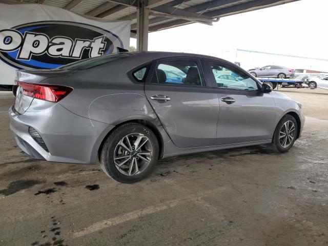 3KPF24AD2PE629564 - 2023 KIA FORTE LX GRAY photo 3