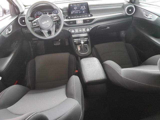 3KPF24AD2PE629564 - 2023 KIA FORTE LX GRAY photo 8