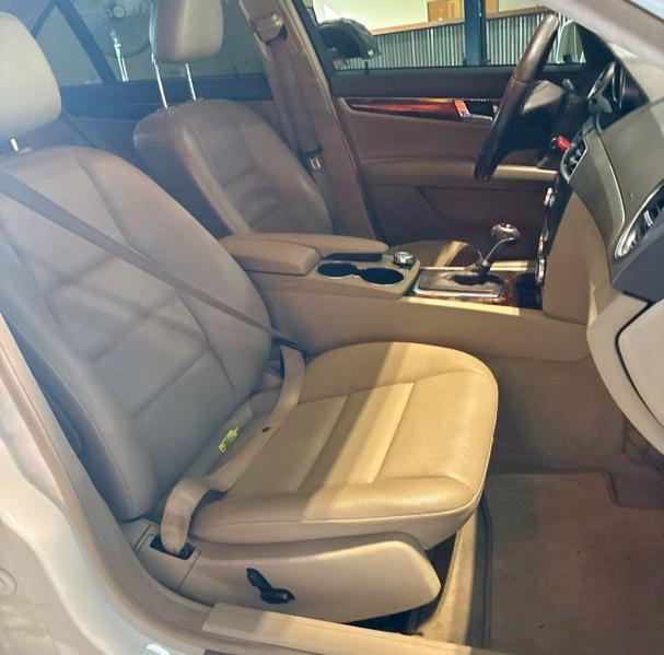 WDDGF8BB4CR228292 - 2012 MERCEDES-BENZ C 300 4MATIC WHITE photo 5