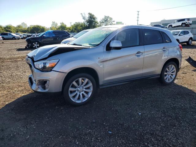 2015 MITSUBISHI OUTLANDER ES, 