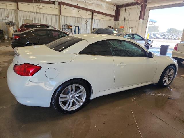 JNKCV66E69M722758 - 2009 INFINITI G37 BASE თეთრი ფოტო 3
