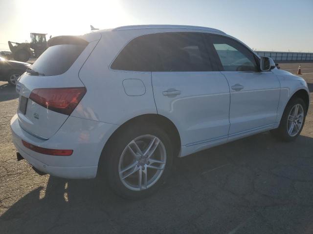 WA1LFAFP4FA138384 - 2015 AUDI Q5 PREMIUM PLUS WHITE photo 3