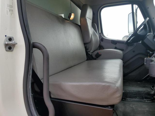 3ALACXFEXLDMC2215 - 2020 FREIGHTLINER M2 106 MEDIUM DUTY WHITE photo 6