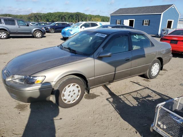 1999 TOYOTA CAMRY LE, 