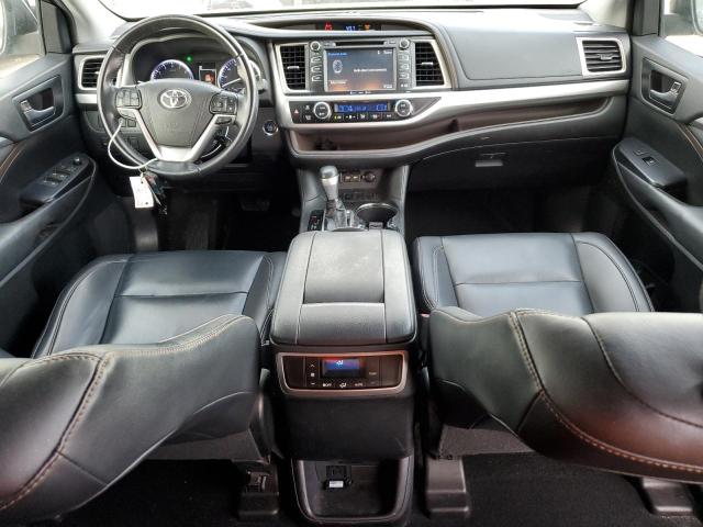 5TDKZRFH1KS309170 - 2019 TOYOTA HIGHLANDER SE BLUE photo 8