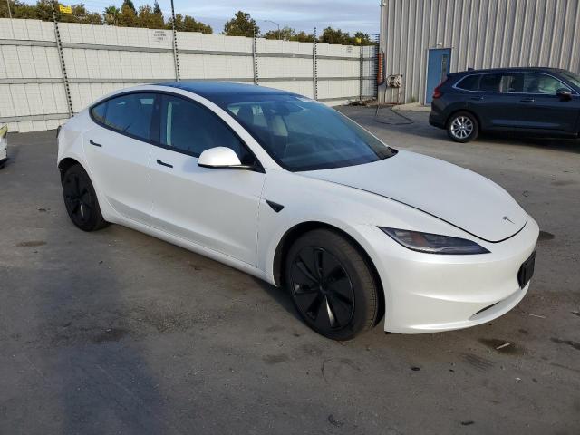 5YJ3E1EA1SF004536 - 2025 TESLA MODEL 3 WHITE photo 4