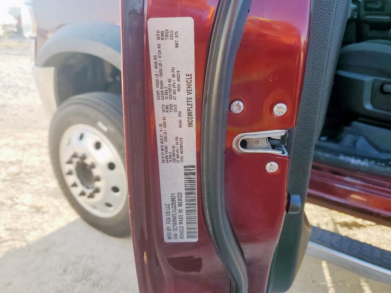 3C7WRNFL1LG259971 - 2020 RAM 5500 BURGUNDY photo 12