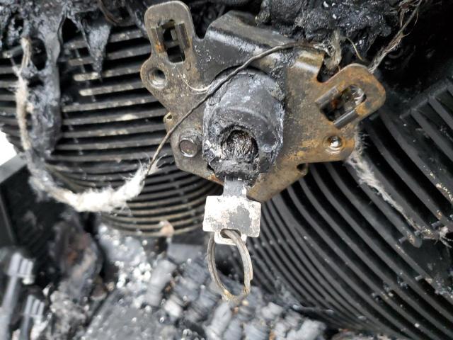 5VPLB36N6F3040345 - 2015 VICTORY MOTORCYCLES GUNNER Yanmış foto 8