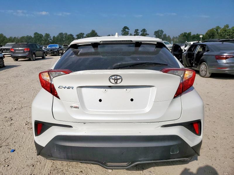 NMTKHMBX1KR098246 - 2019 TOYOTA C-HR XLE 白色 照片 6