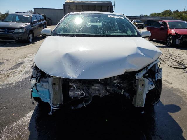 5YFM4MCE8MP062715 - 2021 TOYOTA COROLLA SE Ақ фото 5