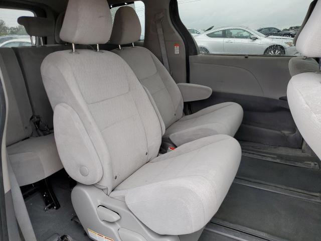 5TDJZ3DC7LS250952 - 2020 TOYOTA SIENNA LE GRAY photo 11