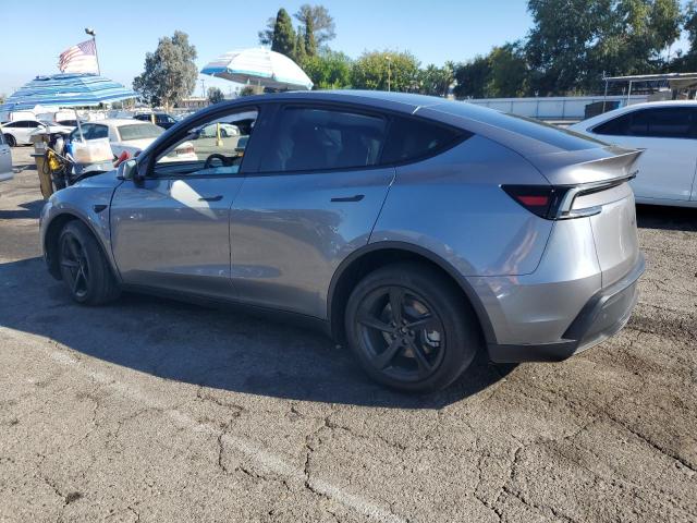 7SAYGDEE9TF373296 - 2026 TESLA MODEL Y SILVER photo 2
