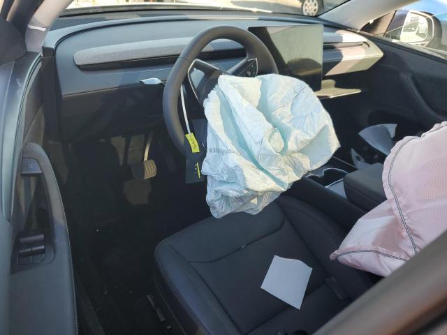 7SAYGDEE9TF373296 - 2026 TESLA MODEL Y SILVER photo 8