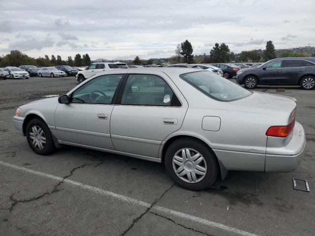 4T1BF22KX1U117835 - 2001 TOYOTA CAMRY LE SILVER photo 2