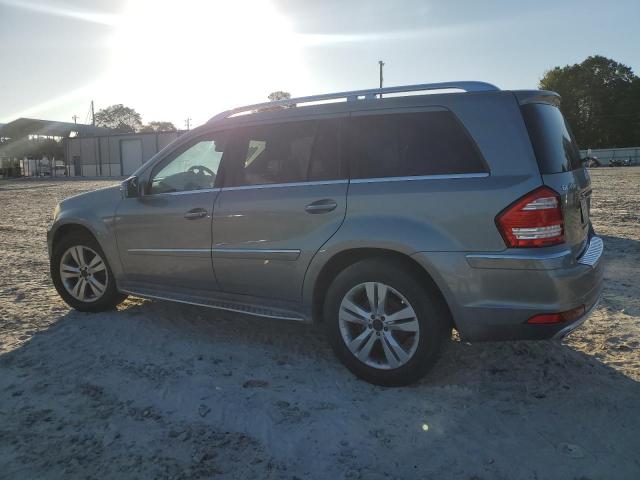 4JGBF7BE8BA671904 - 2011 MERCEDES-BENZ GL 450 4MATIC SILVER photo 2