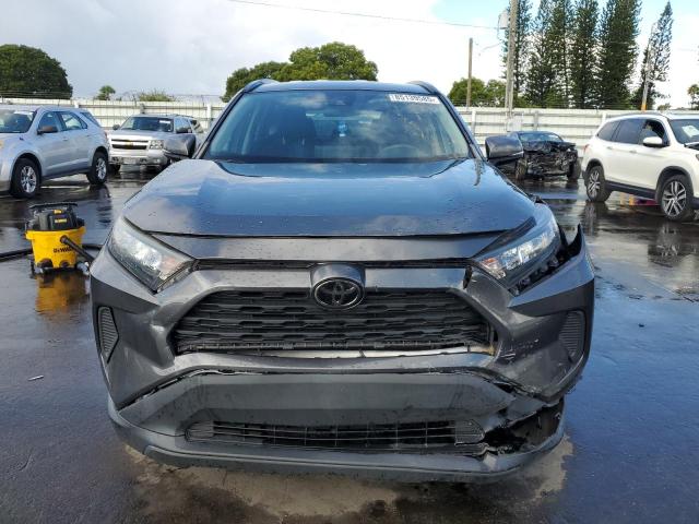 2T3K1RFV9MC127250 - 2021 TOYOTA RAV4 LE GRAY photo 5