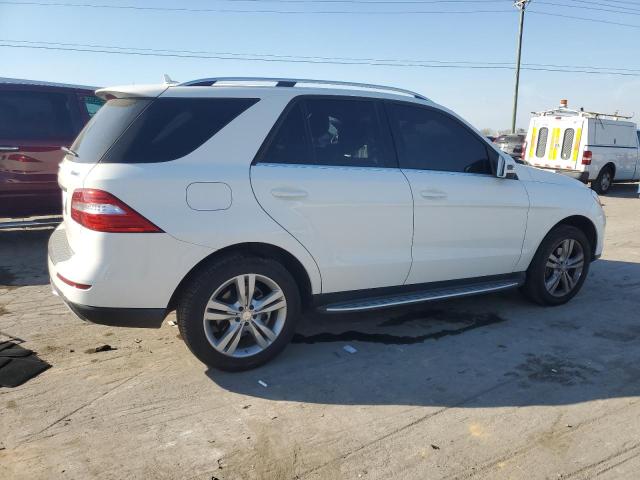 4JGDA5HB9FA594894 - 2015 MERCEDES-BENZ ML 350 4MATIC WHITE photo 3