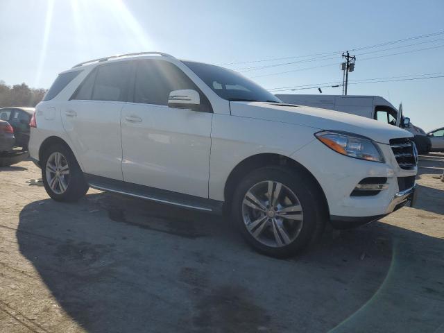4JGDA5HB9FA594894 - 2015 MERCEDES-BENZ ML 350 4MATIC WHITE photo 4