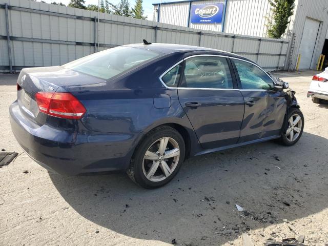 1VWAT7A38EC058972 - 2014 VOLKSWAGEN PASSAT S BLUE photo 3