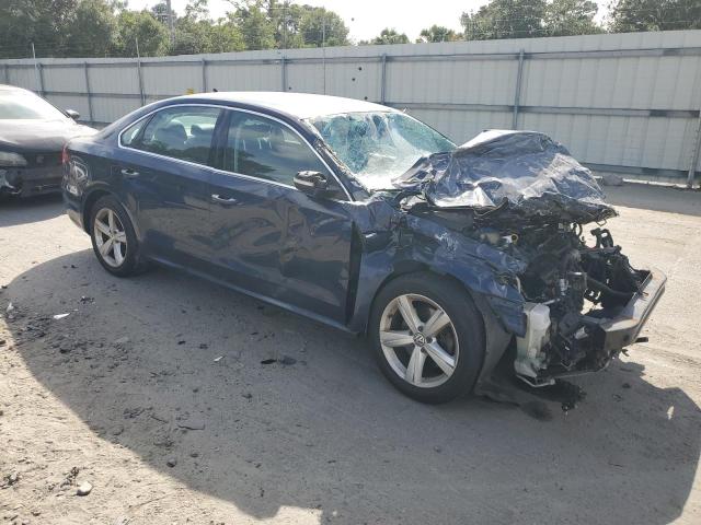 1VWAT7A38EC058972 - 2014 VOLKSWAGEN PASSAT S BLUE photo 4