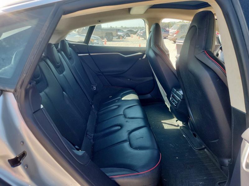 5YJSA1DP0DFP06721 - 2013 TESLA MODEL S Күміс фото 10