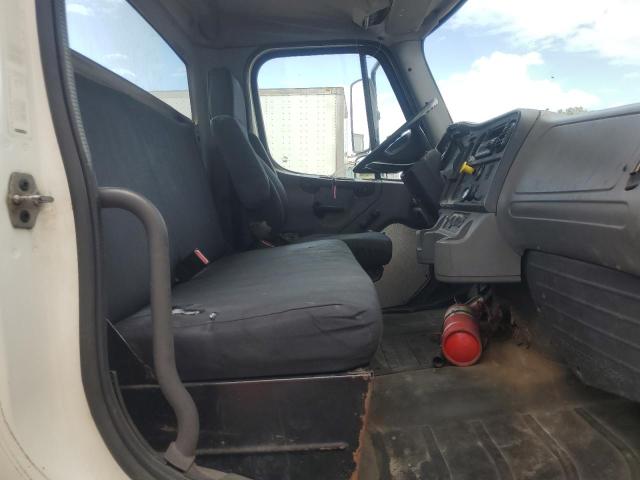 1FVACXDT5GHHE2143 - 2016 FRHT M2 106 MEDIUM DUTY WHITE photo 10