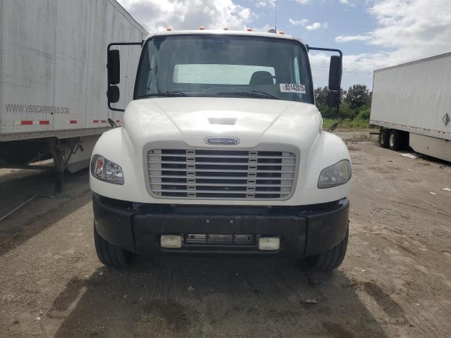 1FVACXDT5GHHE2143 - 2016 FRHT M2 106 MEDIUM DUTY WHITE photo 5